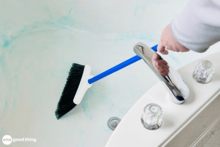 A bathtub cleaning trick that’s a little weird, but it works