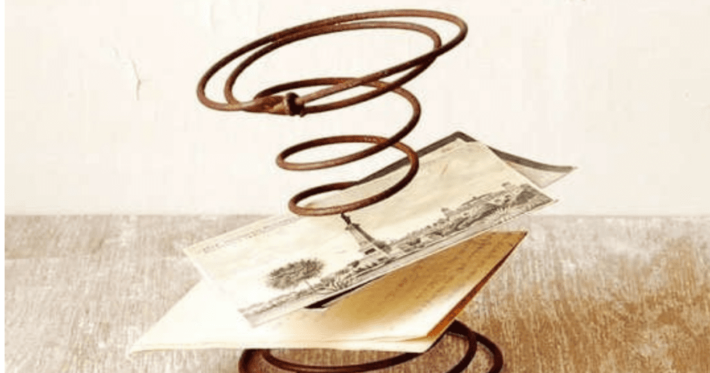 50 ways to create home decor with an old mattress