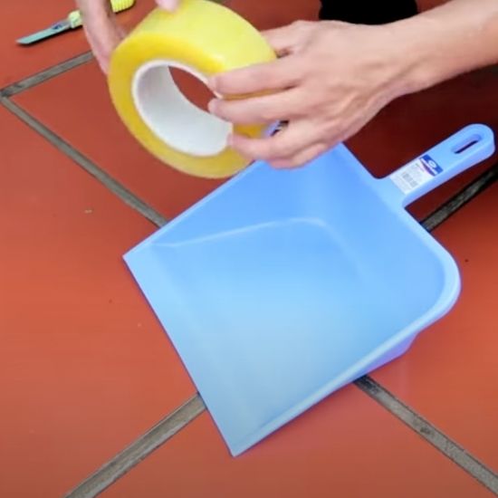 Crafter pours cement in cheap dustpans to make adorable geometric