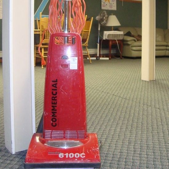 15 super simple ways to clean your cleaning tools