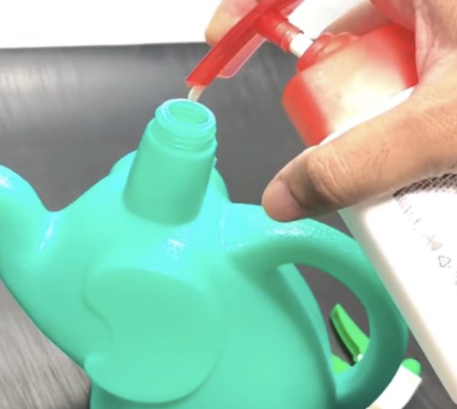 Gardener shares simple recipe for homemade pesticide using baking soda