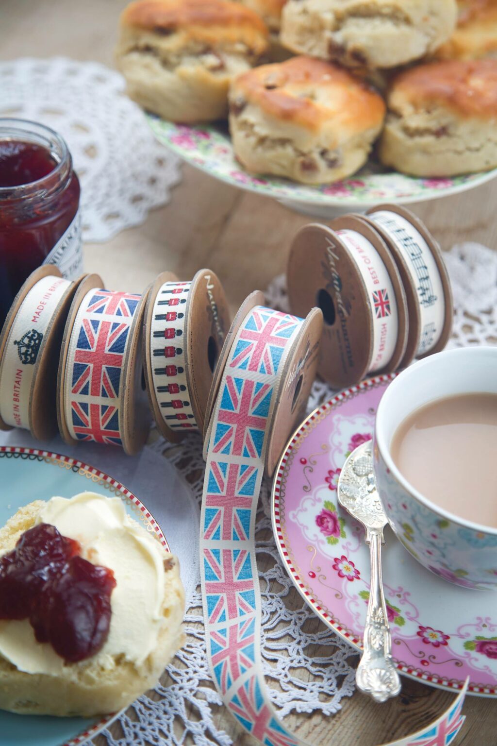 35+ Uses For Old Egg Cartons At Home